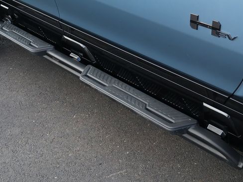 Used 2024 GMC Hummer EV 3X w/ Omega Edition image 10