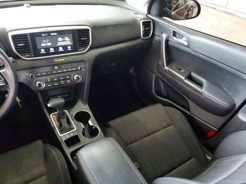 Used 2022 Kia Sportage LX FWD image 13