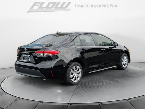 Used 2024 Toyota Corolla LE FWD image 9