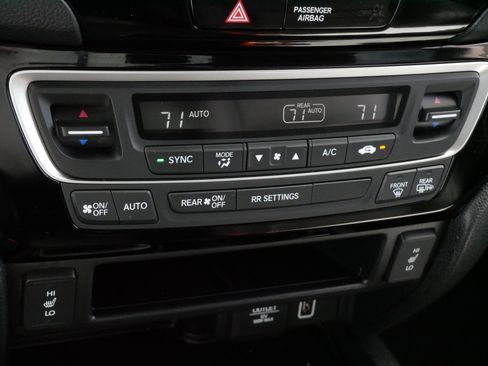 Used 2019 Honda Ridgeline RTL-E image 23