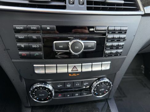 Used 2013 Mercedes-Benz C 350 Sport image 24