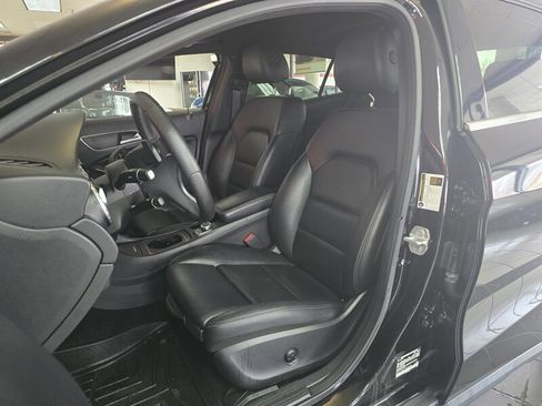 Used 2016 Mercedes-Benz GLA 250 image 9