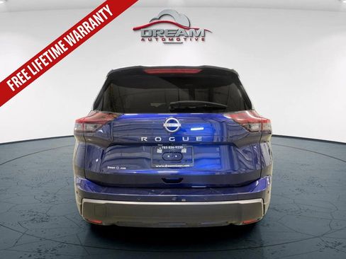 Used 2025 Nissan Rogue SV FWD image 16
