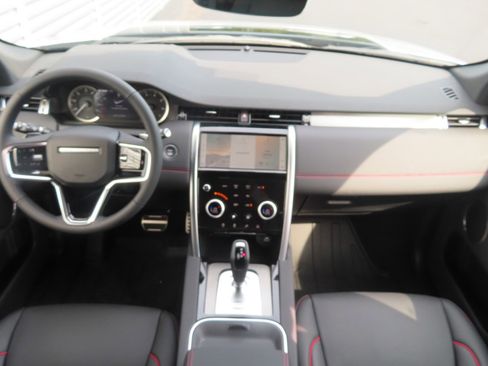 Used 2023 Land Rover Discovery Sport S R-Dynamic image 5