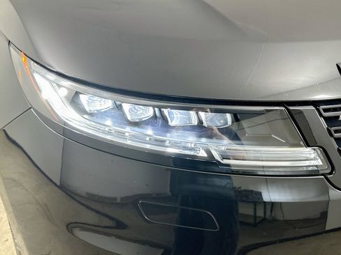 New 2027 Land Rover Range Rover Sport Dynamic SE AWD/4WD image 9