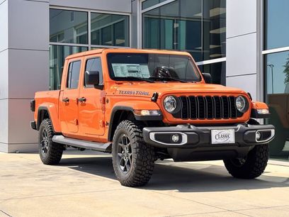 New 2025 Jeep Gladiator Sport