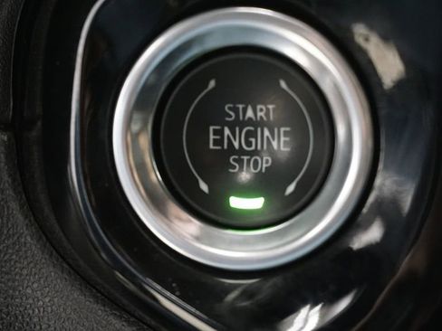 Used 2024 GMC Sierra 1500 Elevation image 41