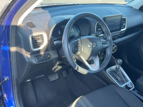 Certified 2023 Hyundai Venue SEL image 15