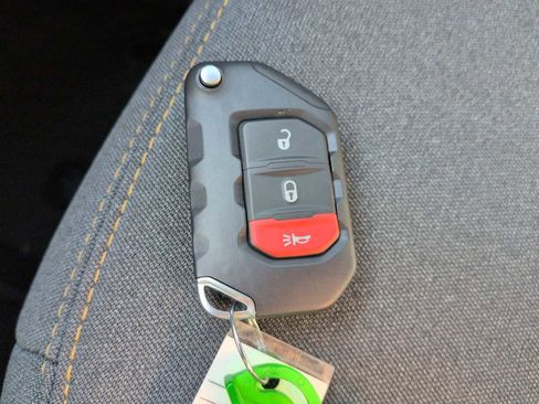 New 2026 Jeep Gladiator Sport image 35