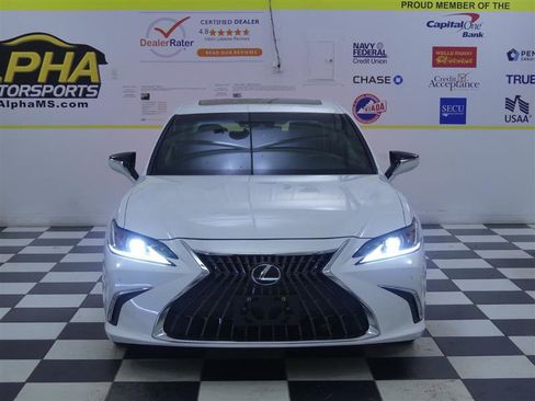 Used 2023 Lexus ES 350 w/ Premium Package image 2