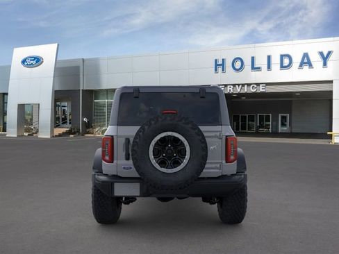 New 2026 Ford Bronco Badlands w/ Sasquatch Package AWD/4WD image 5