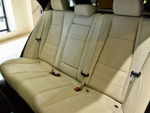 Used 2024 Mercedes-Benz GLE 350 4MATIC image 22