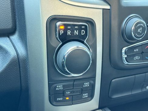 Used 2016 RAM 1500 Big Horn AWD/4WD image 38