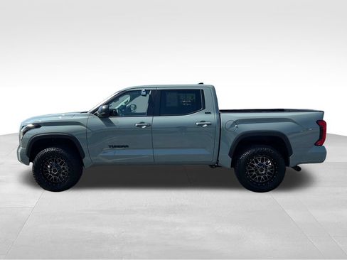 Used 2024 Toyota Tundra SR5 w/ SR5 Premium Package AWD/4WD image 2