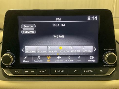 Used 2025 Nissan Rogue SV AWD/4WD image 23