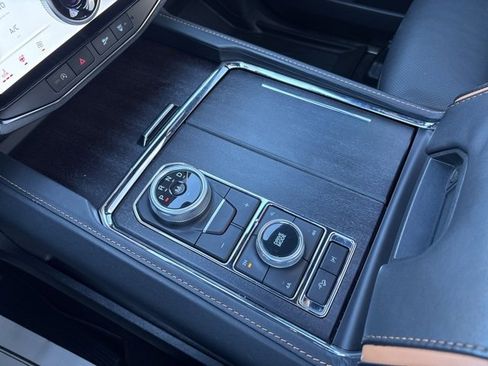 Used 2023 Ford Expedition Max Platinum image 37