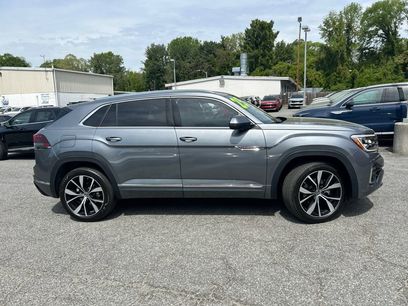 Used 2025 Volkswagen Atlas Cross Sport SEL Premium R-Line