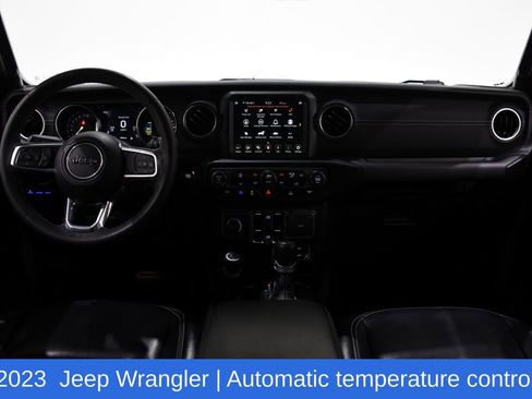 Used 2023 Jeep Wrangler Unlimited Sahara image 10