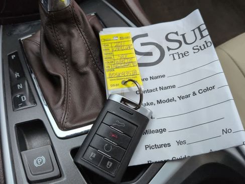 Used 2011 Cadillac SRX Luxury AWD/4WD image 31