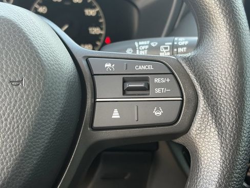 Used 2026 Honda HR-V LX image 37