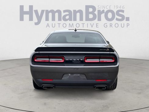 Used 2021 Dodge Challenger R/T Scat Pack RWD image 4
