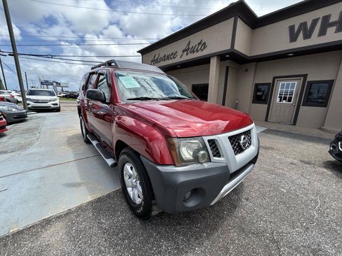 Used 2011 Nissan Xterra S w/ 4X2 Value Package RWD image 4