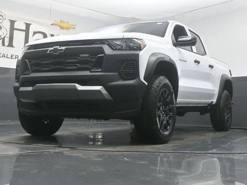 New 2026 Chevrolet Colorado Trail Boss AWD/4WD image 4