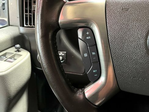 Used 2019 Chevrolet Express 2500 w/ Driver Convenience Package RWD image 12