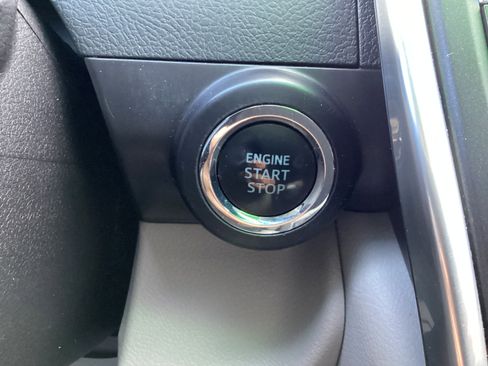 Certified 2016 Toyota Camry XLE image 37