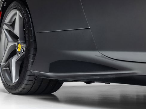 Certified 2022 Ferrari F8 Tributo RWD image 22