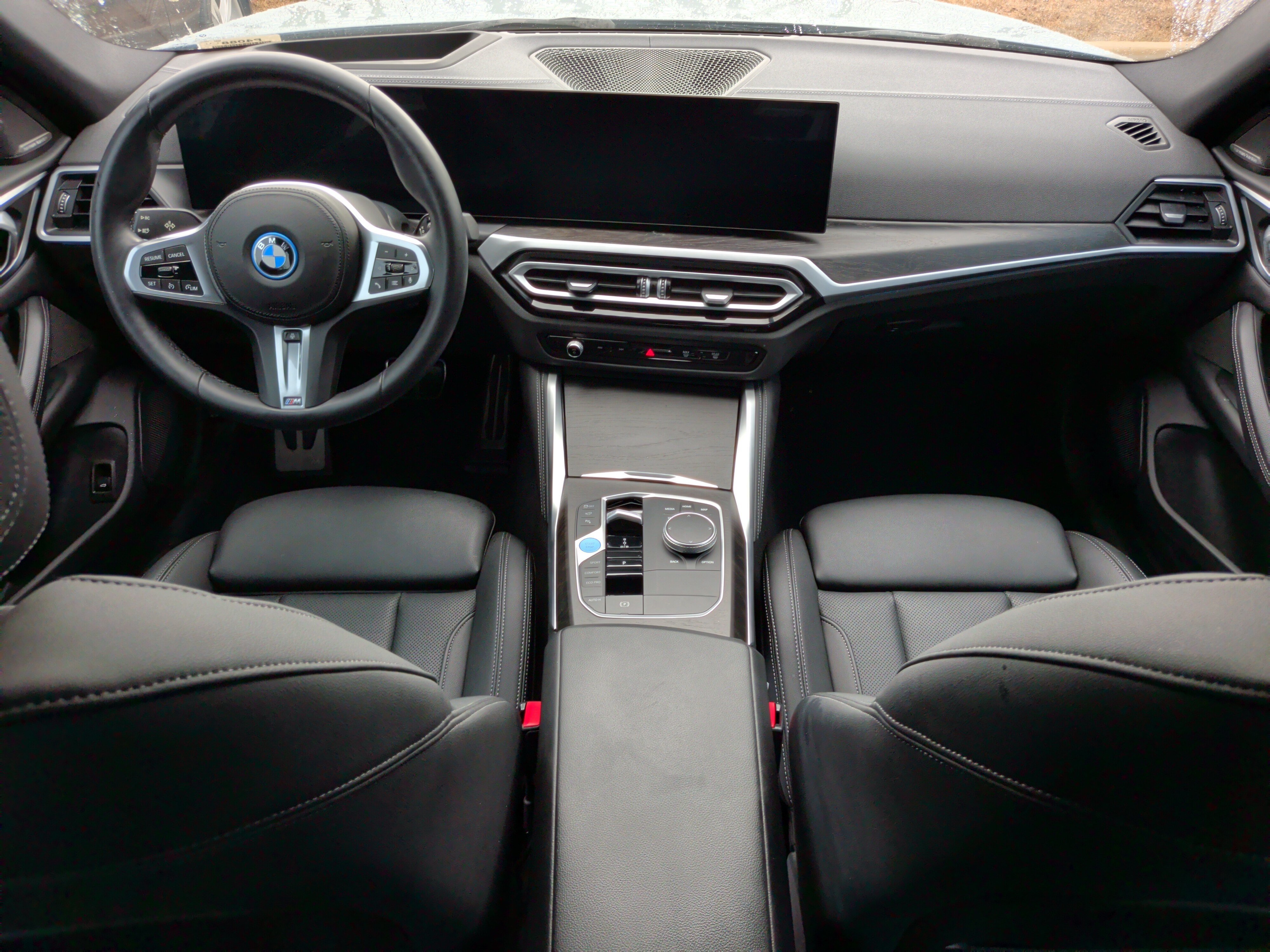 Used 2023 BMW i4 eDrive40 w/ M Sport Package RWD image 28