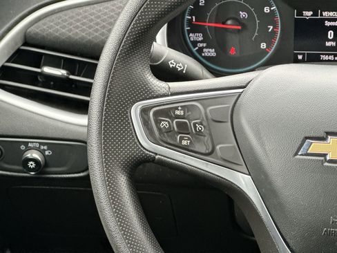 Used 2022 Chevrolet Malibu LT image 20