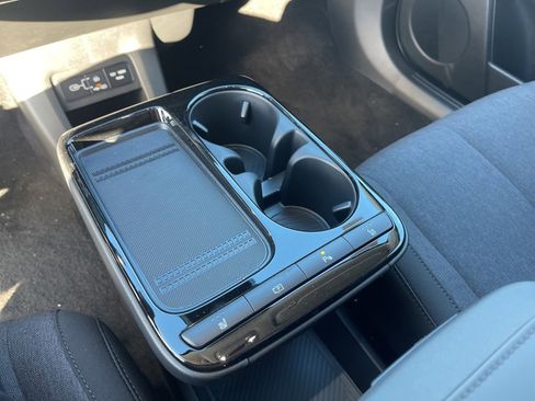 New 2026 Hyundai Ioniq 5 SE image 26