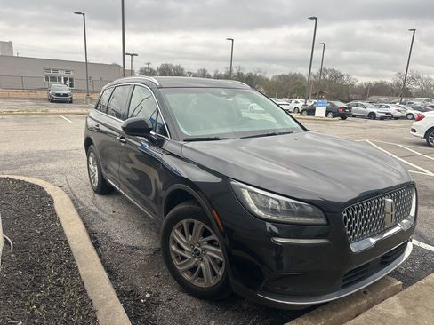 Used 2021 Lincoln Corsair AWD image 3