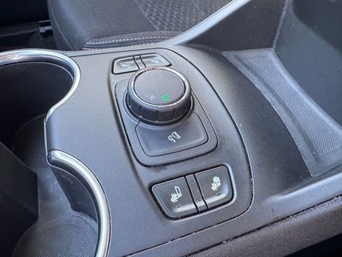 Used 2019 GMC Terrain SLE w/ Driver Convenience Package image 22