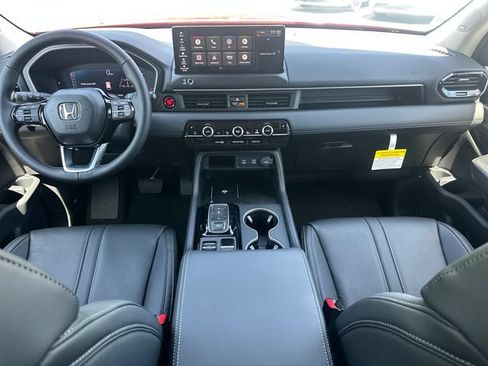 New 2026 Honda Pilot Touring image 19