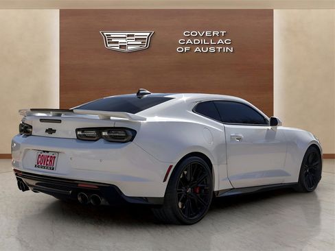 Used 2021 Chevrolet Camaro ZL1 image 4