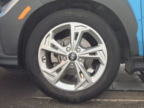 Used 2022 Hyundai Kona SEL w/ Cargo Package FWD image 10
