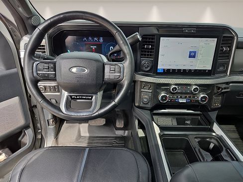 Used 2025 Ford F250 Platinum AWD/4WD image 13
