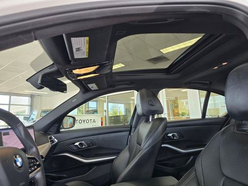 Used 2025 BMW 330i Sedan RWD image 21