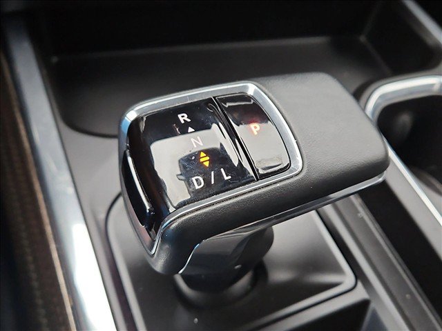 Used 2024 Chevrolet Silverado 1500 LT Trail Boss w/ LPO, Dark Essentials Package AWD/4WD image 12
