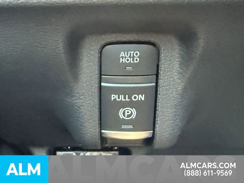 Certified 2025 Nissan Murano SV image 43