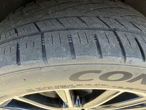 Used 2017 Mercedes-Benz GLC 300 w/ Premium 2 Package image 19