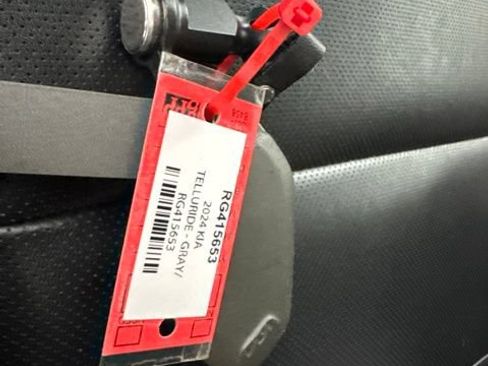 Used 2024 Kia Telluride S w/ S Sunroof Package FWD image 31