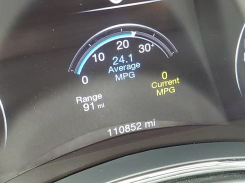 Used 2019 Jeep Grand Cherokee Limited AWD/4WD image 13
