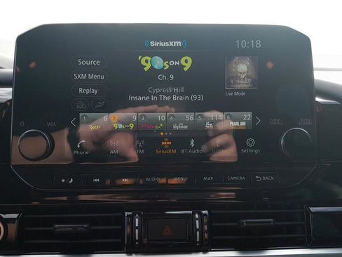 Used 2024 Nissan Pathfinder Platinum w/ Cargo Package image 25