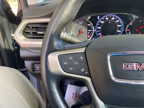 Used 2021 GMC Acadia Denali w/ Denali Ultimate Package AWD/4WD image 19