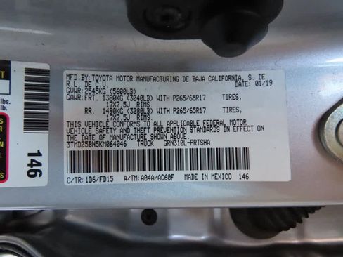 Used 2019 Toyota Tacoma TRD Sport image 27