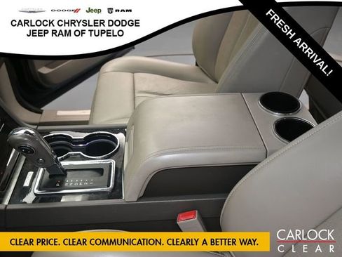 Used 2017 Lincoln Navigator Select image 21