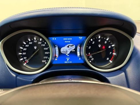 Used 2019 Maserati Ghibli S Q4 AWD/4WD image 19